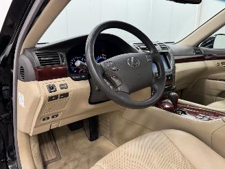 Lexus LS 460 Luxury picture 8
