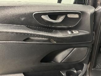 Mercedes Vito 116 CDI Autom. 4x4 DC Lang Navi Clima picture 14