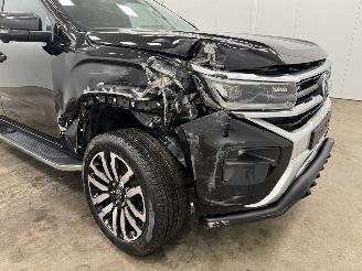 Volkswagen Amarok 3.0 TDI V6 Autom. DC 4wd Aventura Navi Clima picture 21