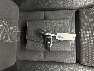 Mercedes Cla-klasse 180 Autom. Edition Navi Clima picture 13