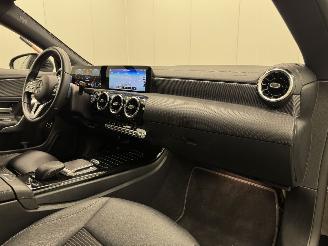 Mercedes Cla-klasse Shooting Brake 200d Autom. Navi Clima picture 12