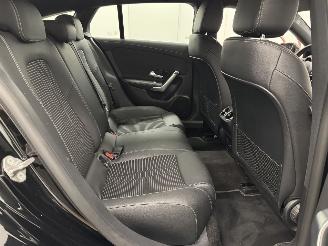 Mercedes Cla-klasse Shooting Brake 200d Autom. Navi Clima picture 10
