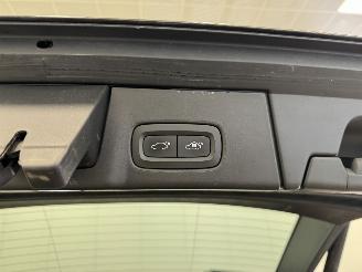Volvo V-90 2.0 B4 Autom. R-Design Navi Clima picture 13