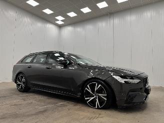 Auto incidentate Volvo V-90 2.0 B4 Autom. R-Design Navi Clima 2021/3