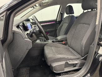 Volkswagen Golf 1.0 TSI Life 5-drs Navi Clima picture 8