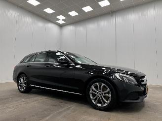 Vaurioauto  passenger cars Mercedes C-klasse Estate 220 CDI Autom. Navi Clima 2017/7