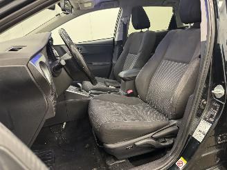 Toyota Auris Touring Sports 1.8 Hybrid Panoramadak Clima picture 9