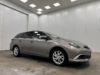 skadebil auto Toyota Auris Touring Sports 1.8 Hybrid Pro Panoramadak Navi Clima 2015/8