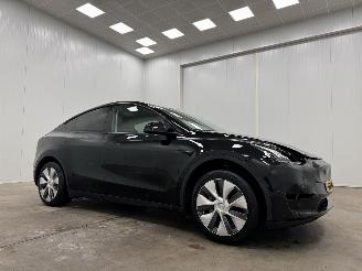 Unfallwagen Tesla Model Y Long Range RWD 75 kWh Panoramadak 2024/8
