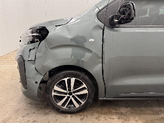Peugeot Expert Traveller 2.0 BlueHDI Autom. 9-pers. L3 Navi Clima picture 22
