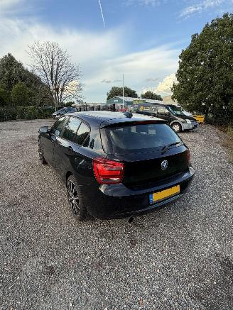 BMW 1-serie 116i twin power turbo picture 4