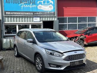 rozbiórka samochody osobowe Ford Focus Focus 3 Wagon, Combi, 2010 / 2020 1.0 Ti-VCT EcoBoost 12V 125 2015/12