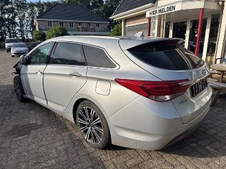 Hyundai I-40  picture 5