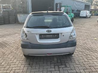 Kia Rio Rio II (DE), Hatchback, 2005 / 2011 1.4 16V picture 4