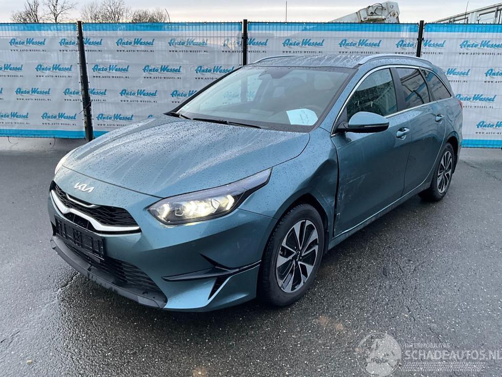 Kia Cee d Cee'd Station Vision 1.4 (103kW) Automaat | Camera | LM 16" | NAVI