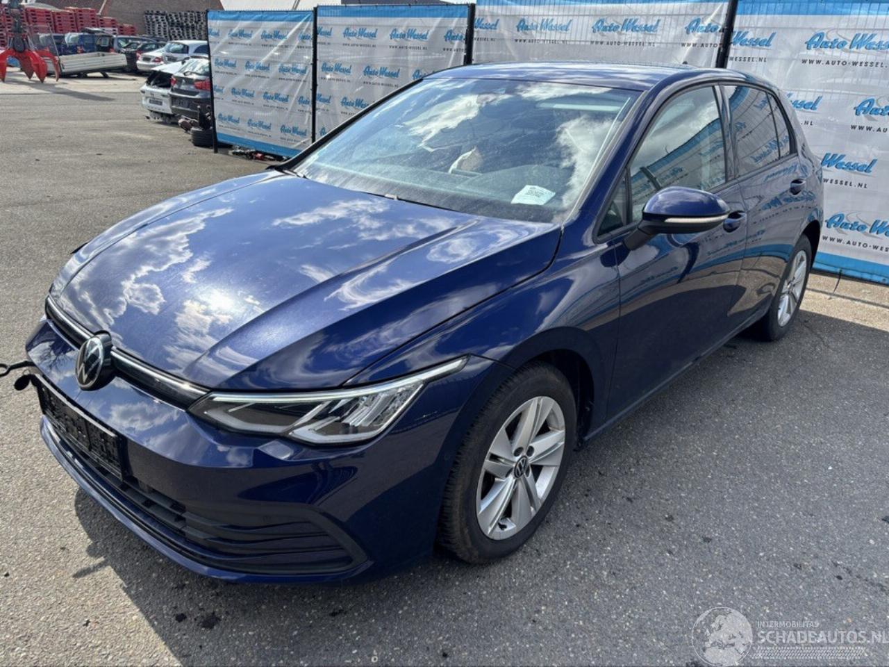 Volkswagen Golf Life 1.5 (96kW)