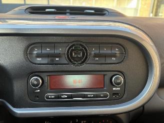 Renault Twingo Limited 1.0 (48kW) picture 14