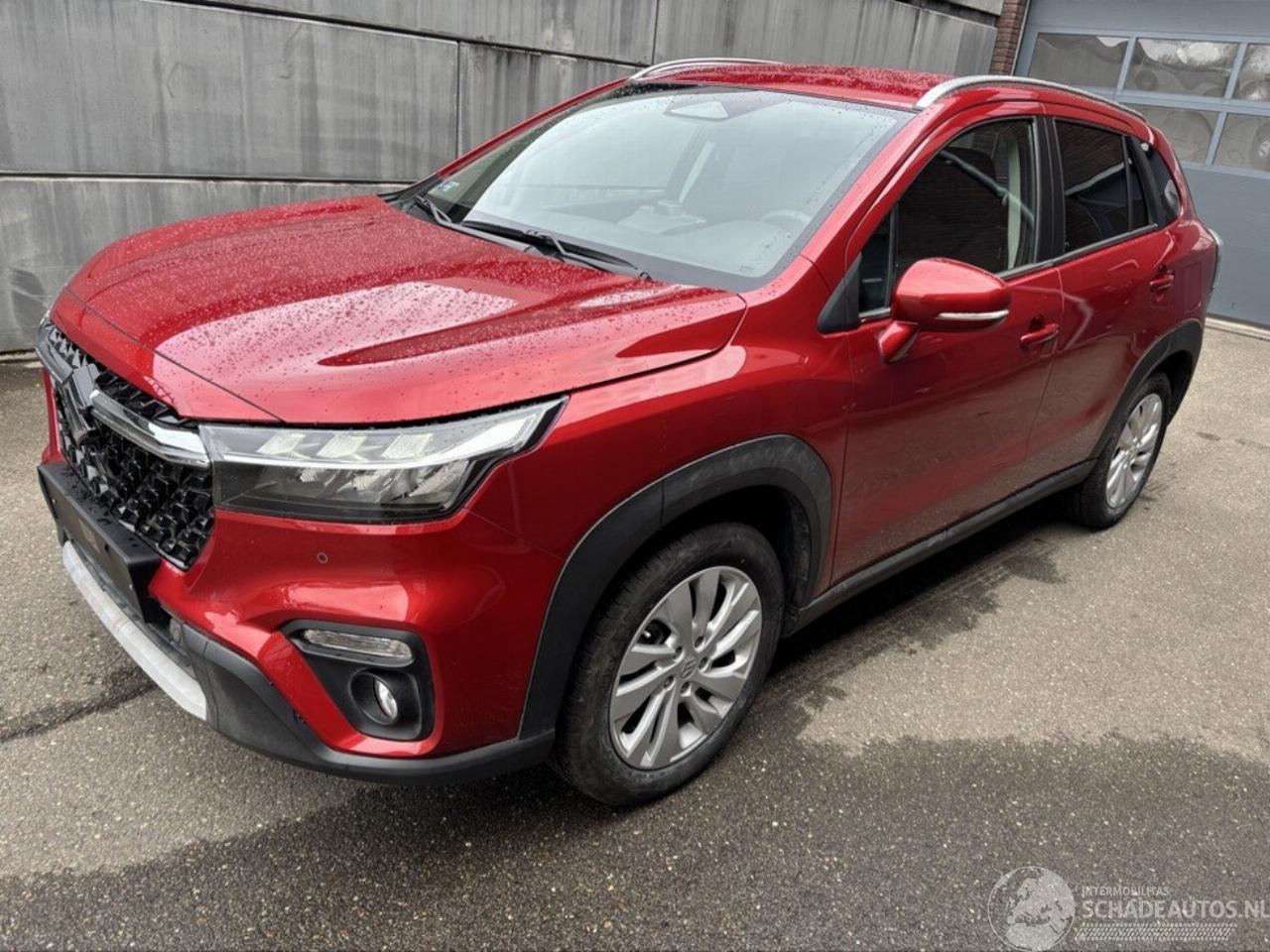 Suzuki S-Cross 1.4 GL+ NAV. Energetic red