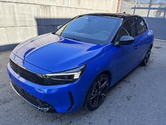 Voiture accidenté Opel Corsa GS 1.2 Hybrid Automatik 2024/11