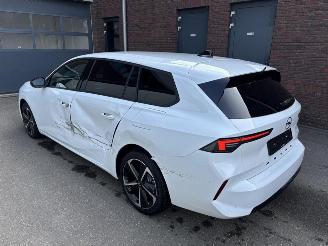 Opel Astra Sports Tourer Level 4 Plug-in-Hybrid picture 4