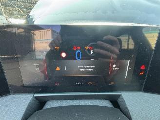 Opel Astra Sports Tourer GS Head up picture 22