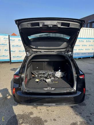 Opel Astra Sports Tourer GS Head up picture 12