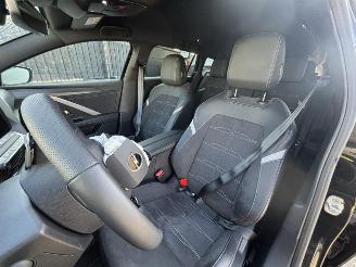 Opel Astra Sports Tourer GS Head up picture 17