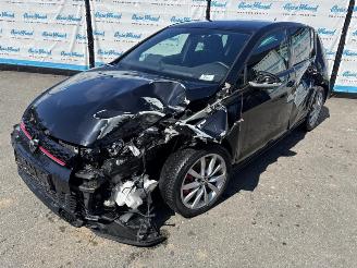 uszkodzony samochody osobowe Volkswagen Golf GTI Performance DSG 2018/12
