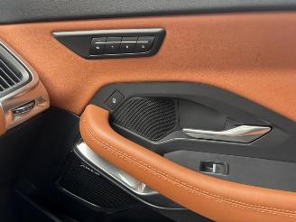 Jaguar E-Pace HSE AWD 300 Sport picture 24