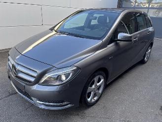 bruktbiler auto Mercedes B-klasse 180 B 180 Automaat | Half leder | Trekhaak | Bi-Xenon | Cruise 2012/1