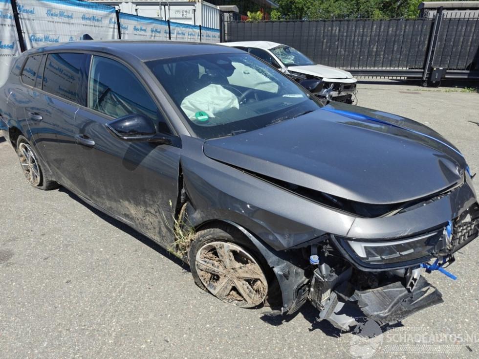 Opel Astra Sports Tourer GS. 1.2 Turbo (96 kW/130 PS) MT-6 Start/Stop