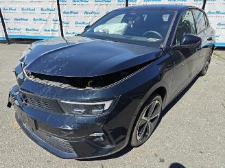 Opel Astra GS Plug-in Hybrid 180 PK Matrix picture 2
