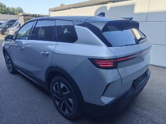 Opel Grandland (X) GS Hybrid 107 KW mild Hybrid picture 2