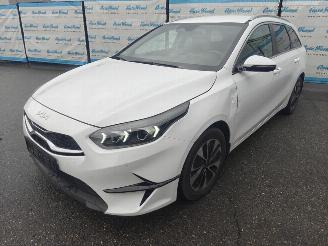 Kia Ceed Attract 1.5t AUT NAV picture 1