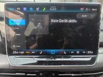 Volkswagen Golf 1.5 eTSI 110 kW Style DSG picture 25