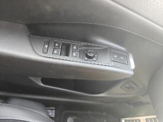 Volkswagen T-Roc 1.5 eTSI 110 kW R-Line picture 33