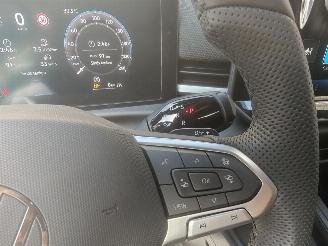 Volkswagen T-Roc 1.5 eTSI 110 kW R-Line picture 25