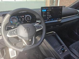 Volkswagen T-Roc 1.5 eTSI 110 kW R-Line picture 21