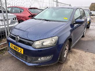 damaged passenger cars Volkswagen Polo  2010/9