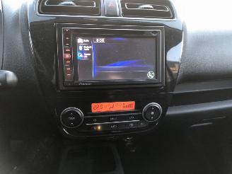 Mitsubishi Space-star 1.0 12V Hatchback  Benzine 999cc 52kW (71pk) FWD 2012-05 (A05) 3A90 picture 11