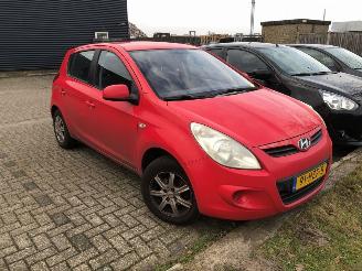 Hyundai I-20 1.2i 16V Hatchback  Benzine 1 248cc 57kW (77pk) FWD 2008-09/2012-12 (F5P1; F5P4) G4LA picture 2