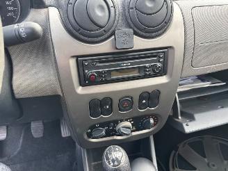 Dacia Sandero  picture 9
