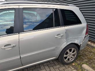 Opel Zafira  picture 4