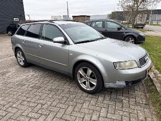 Audi A4 Automaat - A4 Avant (B6) Combi 2001 / 2005 - 1.8 T 20V Combi/o  Benzine 1.781cc 110kW (150pk) FWD 2001-09/2002-07 (8E5) AVJ picture 5