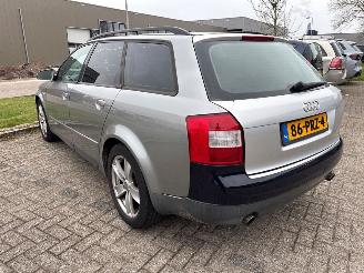 Audi A4 Automaat - A4 Avant (B6) Combi 2001 / 2005 - 1.8 T 20V Combi/o  Benzine 1.781cc 110kW (150pk) FWD 2001-09/2002-07 (8E5) AVJ picture 3