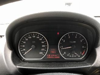 BMW 1-serie 1 serie (E87/87N) Hatchback 5-drs 2003 / 2012 - 116i 1.6 16V Hatchback 4Dr Benzine 1.597cc 90kW (122pk) RWD 2007-09/2011-06 (UE31; UE32) N43B16A picture 8