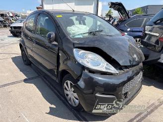 Peugeot 107 107, Hatchback, 2005 / 2014 1.0 12V picture 1