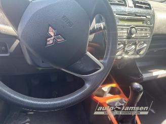 Mitsubishi Space-star Space Star (A0), Hatchback, 2012 1.0 12V picture 9