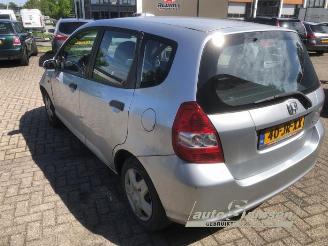 Auto da rottamare Honda Jazz Jazz (GD/GE2/GE3), Hatchback, 2002 / 2008 1.3 i-Dsi 2002/7