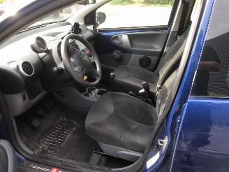 Citroën C1 C1 Hatchback 2005 / 2014 - 1.0 12V Hatchback  Benzine 998cc 50kW (68pk) FWD 2005-06/2014-09 (PMCFA; PMCFB; PNCFA; PNCFB) 1KRFE; CFB; 384F; CFA picture 7